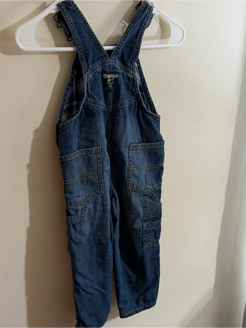 NWOT OshKosh Size 2T Unisex Blue Classic Denim Overalls
